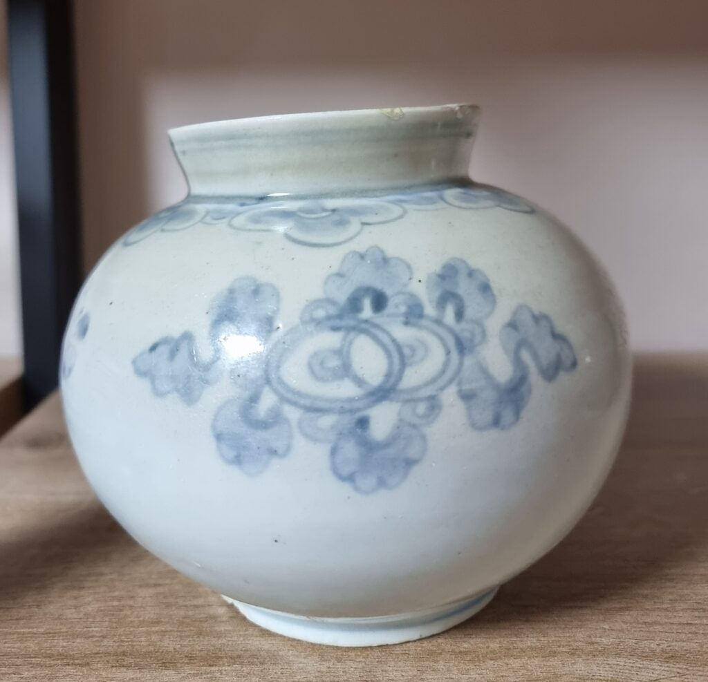 이도갤러리 관요사기 청화백자 칠보문 호