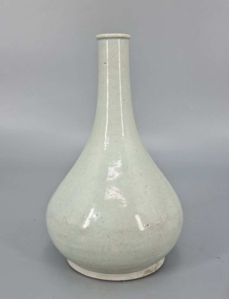 이도갤러리 조선19세기 순백자주병