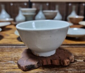 조선19세기 관요사기 백자 잔